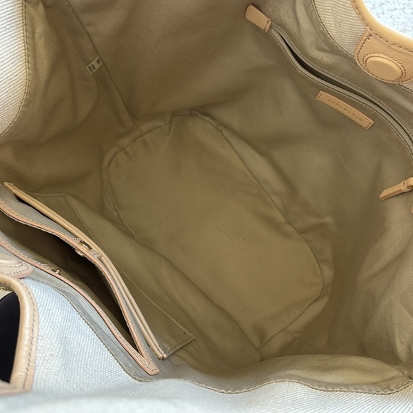 Tory Burch canvas tote bag. - Picture 3 of 7